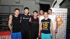 Together they have raised over 460.0m between their estimated 9.8k employees. 1 1 Internet Development 1and1ro Profil Pinterest