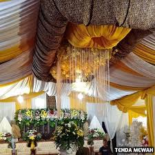 Berbagai perlengkapan tenda, meja, kursi bisa dan aneka variasi tenda, bisa kami aplikasikan untuk anda. Paket Pernikahan Tigaraksa Tangerang Katering Tangerang Com