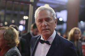 Francesco rutelli scaglia un attacco critico alla democrazia cristiana usando espressioni colorite francesco rutelli (roma, 14 giugno 1954) è un politico italiano. Francesco Rutelli Chi E Eta Carriera E Vita Privata Del Politico Italiano