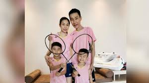 At that time, cooks measured ingredients in pinches, dashes and dibs. Viktor Axelsen Fights For Vaccines For Danish Olympic Athletes 360badminton