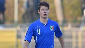 Italia under 20 al lavoro: i convocati per lo stage. C'è Scalera Images?q=tbn:ANd9GcQtpaTsfFYGlc1Zu-TlkAEHkHf3FG1n8nnts9iEx7Ca-QPKcvcA