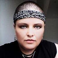 Joan Dee's Instagram, Twitter & Facebook