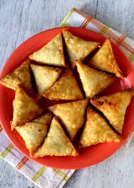 Onion Samosa Recipe Snacks Recipes Crispy Irani Samosa Recipe Samosa Recipe Recipes Indian Food Recipes