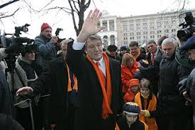 В 2008 году президент украины виктор ющенко назвал «настоящим национальным днём защитника отечества» 29 января, — «день подвига героев крут», — и поддержал инициативы о установлении такого. Yushenko Viktor Andreevich Vikipediya