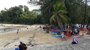 Port dickson yang tertelak di negeri sembilan menjadi antara bandar pantai yang sering dikunjungi oleh orang awam, khususnya warga kota. 17 Tempat Menarik Di Port Dickson Bukan Setakat Ada Pantai Tapi Macam Macam Tempat Best Ada Di Sini Ammboi