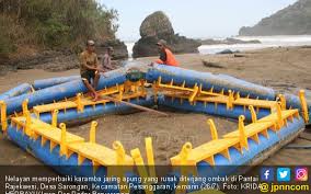 Ombak Laut Selatan Ganas 3 Perahu Hilang Keramba Hancur Jpnn Com