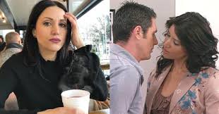 Η εφημερίδα που λέει πάντα την αλήθεια. Sofia Paylidoy To Bary Pen8os Poy Ths Kostise Kai O Sygkinhtikos Apoxairetismos Ths