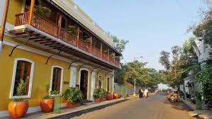 Pondichery Dans Les Pas D Ines De La Fressange Pondichery Maison Style De La Fressange