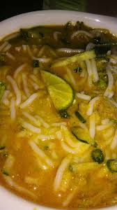 1 paket laksa kering (halus) 800g isi ikan sardin (rebus bersama gula melaka, asam keping dan garam) bahan rencah: Namakucella Laksa Kuah Lemak Kedah