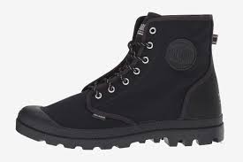 Sole Seekers 15 Best Men S Travel Shoes Hiconsumption Best Casual Shoes Travel Shoes Mens Travel Shoes