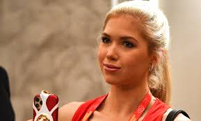 Chiefs Heiress Gracie Hunt Wins Miss Kansas, Moves One Step Closer To Miss  USA Title