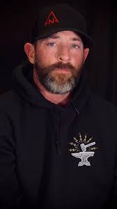 Chris Bartolotta's Instagram, Twitter & Facebook