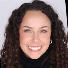 Kathryn Straw's Instagram, Twitter & Facebook