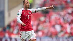 El jugador de dinamarca se desplomó en pleno partido y empezaron a cuando estaba por terminar el primer tiempo del partido entre dinamarca y finlandia por la. 5rwtv6w0shnchm