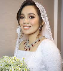 Nelydia senrose dan uqasha senrose. Foto Tahniah Nelydia Senrose Dah Nikah Kini Selamat Bergelar Isteri Kepada Hafez Halimi Penmerahpress