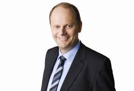 Lars ivar lasse granqvist, born 25 october 1967 in solna, sweden is swedish a sports journalist. Vinnare Guldskolden Basta Sportkommentator Lasse Granqvist Svensk Fotboll Svenskafans Com Av Fans For Fans