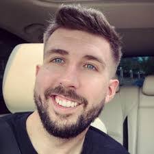 Eric Holzer's Instagram, Twitter & Facebook