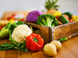 Dr Weil S Anti Inflammatory Food Pyramid Is A Practical Eating Guide With Tips On How To Reduce Risks O Runners Food Diet And Nutrition Best Food For Runners