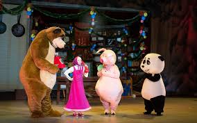 In acest video va prezentam o poveste cu masha si ursul! Masha Si Ursul Isi Incep Turneul National Suceava Bacau Bucuresti Si Oradea Modern Dads