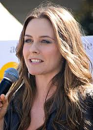 In some shots, she looks like a young, hot meg ryan; Alicia Silverstone Wikipedia