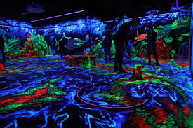 The first movement, in c♯ minor, is written in an approximate. Neongolf Schwarzlicht Minigolf In Hannover