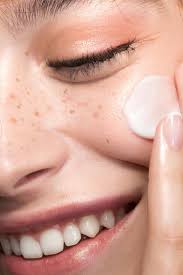 Beauty Tipp Der Woche Auf Diese Deutsche Hautcreme Schworen Dermatologen Aus Den Usa Beauty Tipp Schonheit Schiessen Beauty