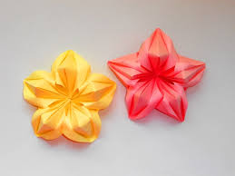 что можно сделать из цветной бумаги на новый год Obemnye Cvety Iz Bumagi Podelki Origami Na 8 Marta Bumazhnyj Cvetok Origami Origami Cvety