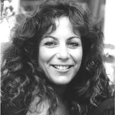 Artist: Frannie Golde