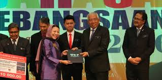 Dato' seri mahdzir bin khalid was appointed as the chairman of tnb with effect from 12 may 2020. Ucsi Utm Duo Wins The Highest State Prize In Scientific Writing