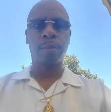 Kecia Ruffin's Instagram, Twitter & Facebook