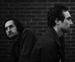 The band consisted of michael ford jr (singer/guitarist), mike harris (guitar), brett moore (mandolin, organ), steve smith (drums), kellen wenrich (fiddle) and ben ford (bass and vocals). The Apache Relay Archives The 828