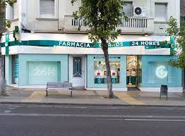 Garros Pharmacy By Marketing Jazz Lerida Spain Pharmacy Office Healthcare Pharmacy Design Store Design Interior Retail Design Blog