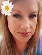 Heather Resh's Instagram, Twitter & Facebook