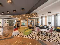 A pillow menu is available. Offizielle Website Von Holiday Inn Munich Unterhaching Lesen Sie Die Photo Michael Schultes Photography Holiday Inn Home Home Decor