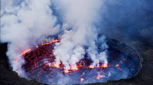Gunung erebus adalah gunung berapi aktif di antartika. Gunung Taal Dan 5 Gunung Paling Aktif Di Dunia Termasuk Merapi Di Jogja Tribun Travel