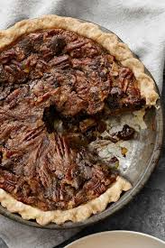 Time to start thinking about thanksgiving pies! 71 Best Thanksgiving Pie Recipes Ideas For Thanksgiving Pies