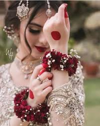 Classy Peeps Of Pakistan On Instagram In 2020 Wedding Flower Jewelry Bridal Dress Design Pakistani Bridal Makeup