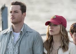 Sophia and jesse joined celeb pals like connie britton, aaron paul, and his wife lauren to check out the blood moon that evening. Bild Zu Jesse Lee Soffer Bild Jesse Lee Soffer Sophia Bush Filmstarts De