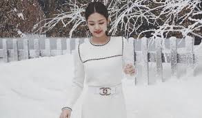 Jennie instagram live jennie instagram live eng sub #jennie #blackpink. Blackpink S Jennie Shares Beautiful Pictures Of Her In Paris For The Chanel Show Kpopmap Kpop Kdrama And Trend Stories Coverage