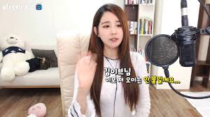 이 증상은 위산이 역류하여서 나타나는 증상인데 계속 적으로 나타난다면 식도암까지도 발생할 수 있으니 조절을 잘 하셔. Bjê¹€ì´ë¸Œ
