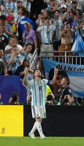 La Pulga, que es un gigante, conmueve a toda Argentina