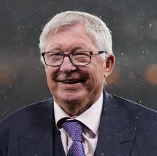 Sir Alex Ferguson paid back the NHS in FULL for his life-saving brain  surgery 🙌🏻 He threw a fund raising party at a Manchester hotel with many  top guests which resulted in