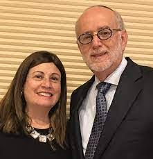 Ellen Winetsky's Instagram, Twitter & Facebook