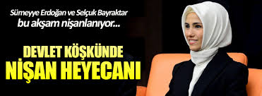 Cumhurbaşkanı recep tayyip erdoğan'ın kızı sümeyye erdoğan ile i̇nsansız hava aracı imal eden baykar makina'nın sahibi özdemir bayraktar'ın oğlu selçuk bayraktar'ın sözlendikleri öğrenildi. Sumeyye Erdogan Selcuk Bayraktar Ile Bugun Nisanlaniyor