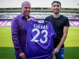 Cuevas tiene 52 años de edad, es hijo de eleodoro cuevas, minero del carbón, y de benicia zambrano, y tiene 10 hermanos. Bundesliga News Austria Wien Holt Neuen Linksverteidiger