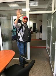 Stare de agitatie cronica, de tensiune, de dispersare si de fierbere. Plecare Intr Un An Sabatic Alexandru Enache