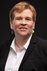 Ashley Rapp's Instagram, Twitter & Facebook