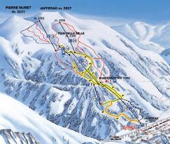 Sullo jafferau in quota piste curate e ben battute, peccato che le alte temperature di questi ultime settimane hanno impedito il funzionamento. Piste Da Sci Lezioni Corsi A Bardonecchia Sestriere Sause Monginevro San Sicario