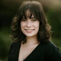 Amy Staples's Instagram, Twitter & Facebook