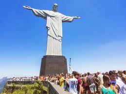 Overhyped Overrated Tourist Traps To Avoid At All Costs Tourist Trap Travel Park Around